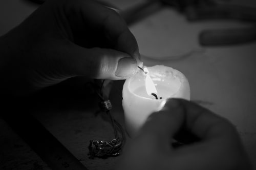 Fabricant bijoutier assemblage des bracelets